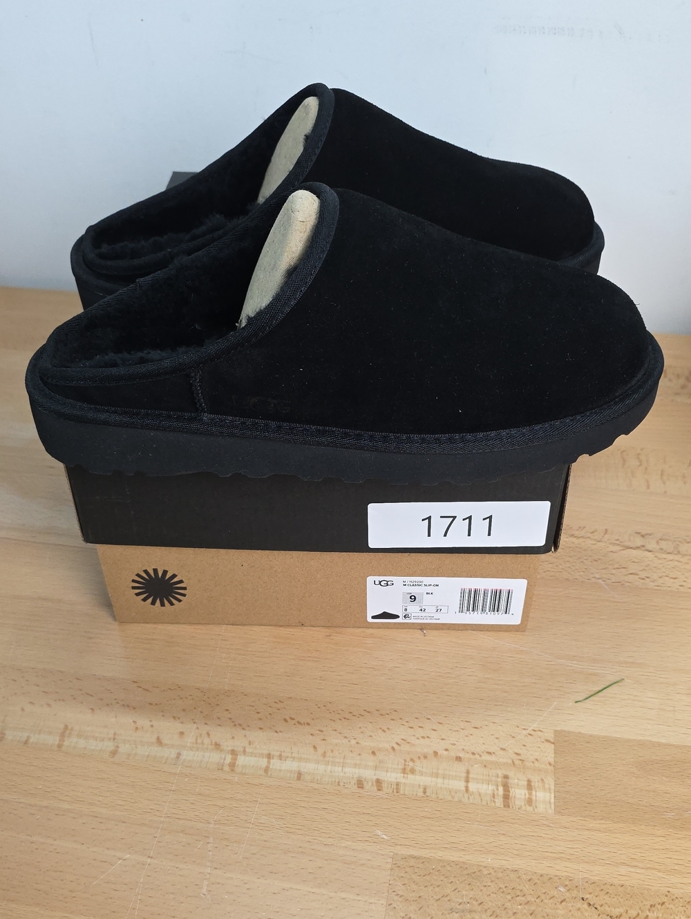 UGG Slip On Black Shearling-Lined Slide Slippers Size 9